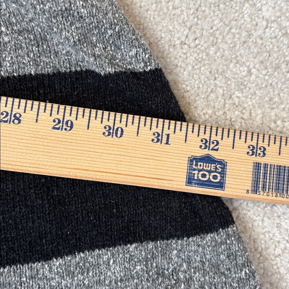 Patagonia Knit Sweater Poncho Cotton Blend  Black Gray Red Striped Women’s M / L - Picture 7 of 11
